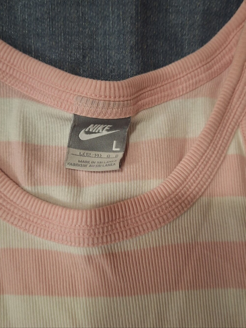Nike Pink & White Striped Ribbed Tank Top Large - Picture 3 of 4